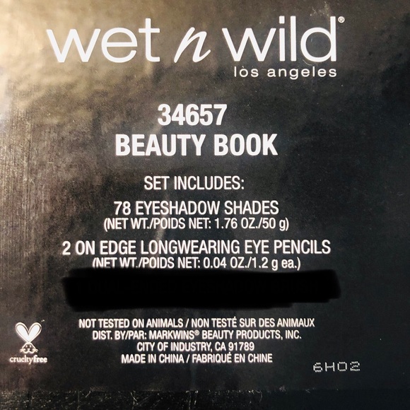 Wet n Wild Beauty Book - Picture 8 of 8